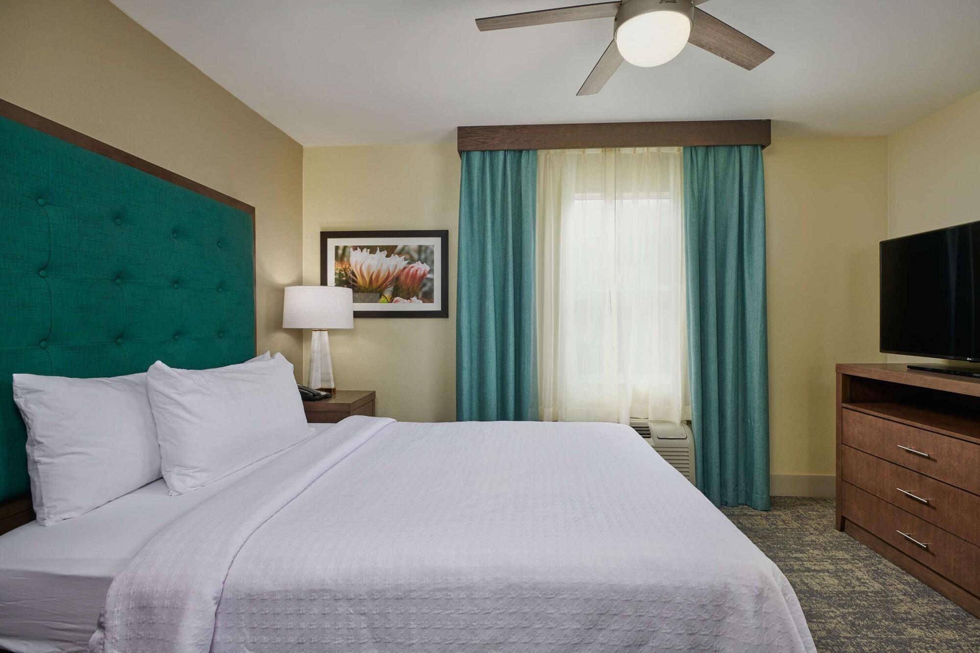 Homewood Suites By Hilton Sarasota Exterior photo